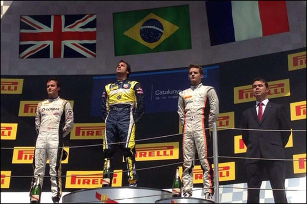GP3: Дин Стоунман выиграл вторую гонку в Барселоне