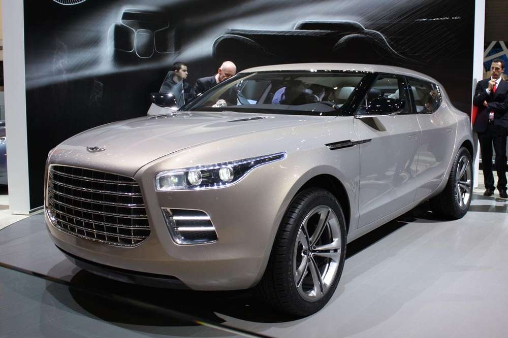 Опубликован рендер седана Aston Martin Lagonda