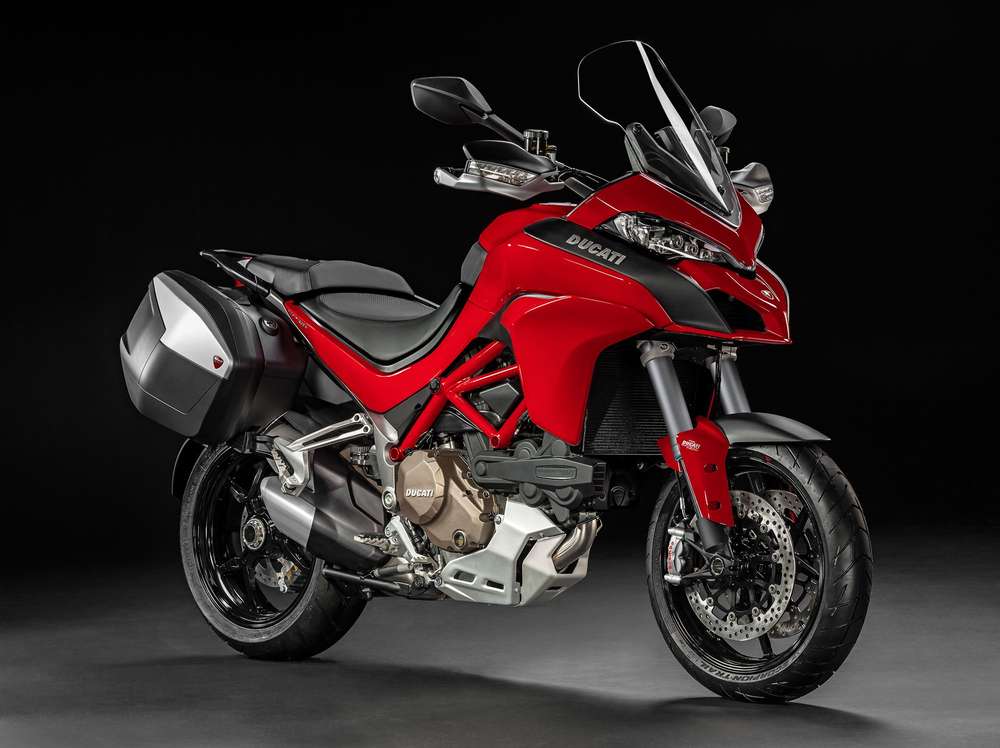 Ускоренный процесс сборки модели Ducati Multistrada 1200 2015