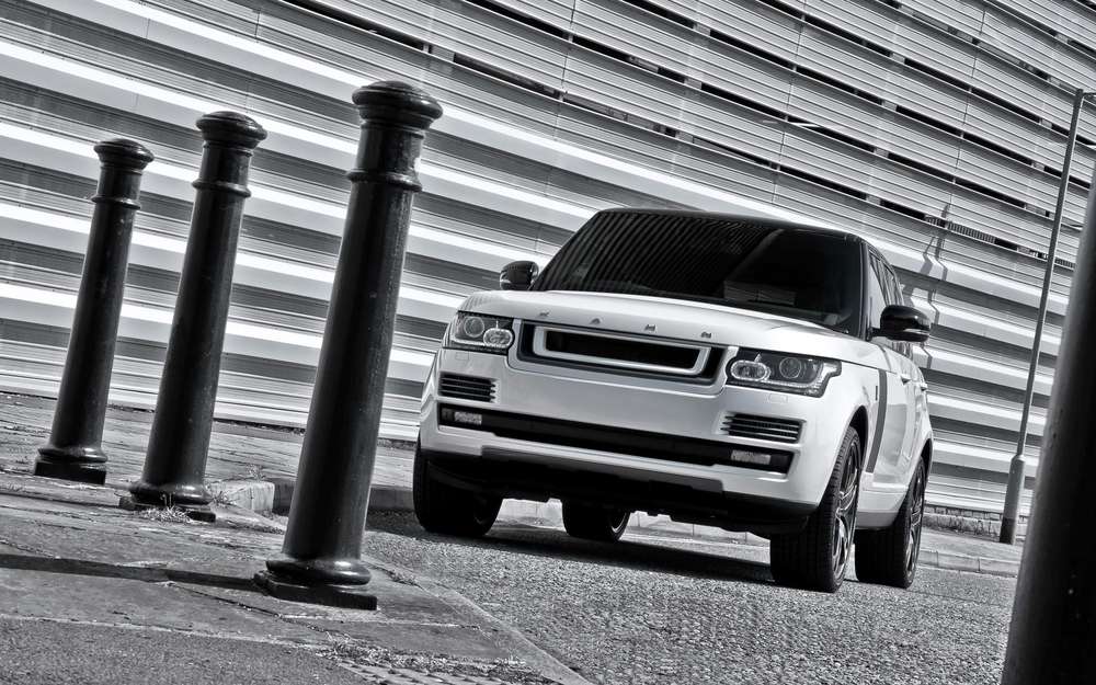 Kahn Design начнет выпускать собственные машины