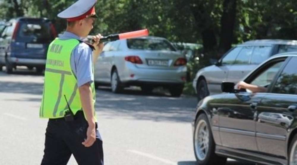 ГАИ наказывает 200 автобусных лихачей