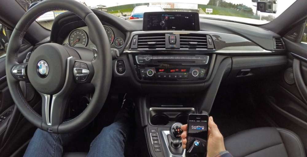 Автомобили BMW подружились с камерами GoPro
