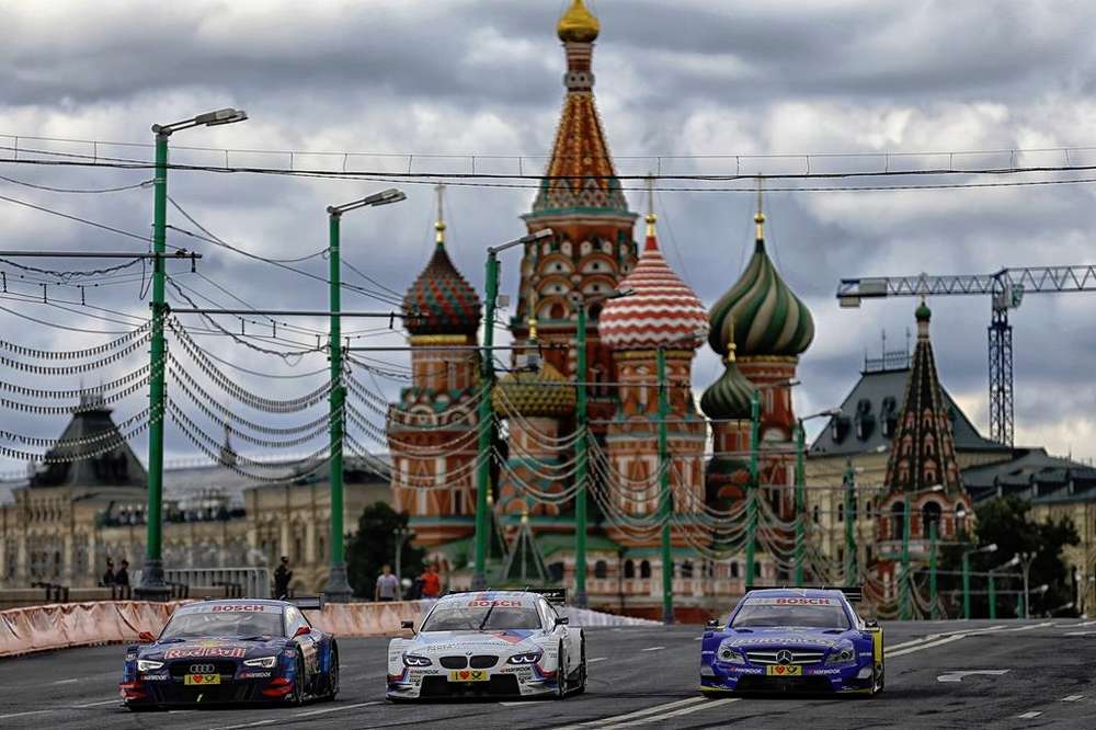 Участниками Moscow City Racing станут Ferrari и Caterham