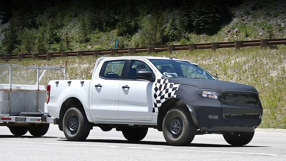 Компания Ford приступила к тестированию фэйслифтингового пикапа Ranger