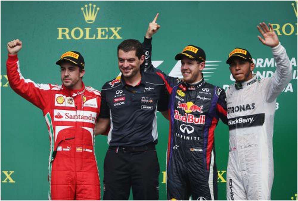 В McLaren ищут гонщика на следующий сезон