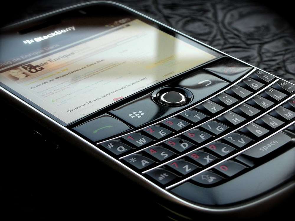 Volkswagen купил часть Blackberry
