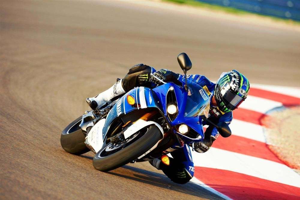 Первый снимок нового Yamaha R1