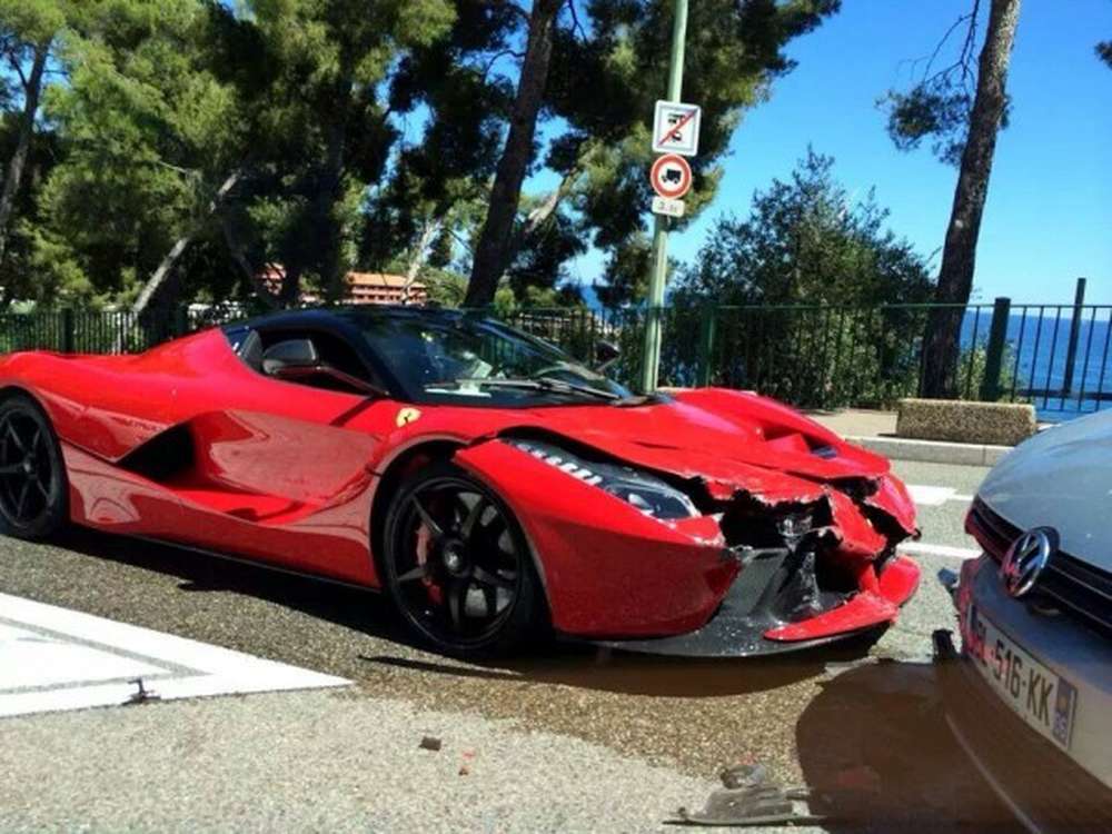 Молодой сын завхоза Януковича разбил суперкар LaFerrari
