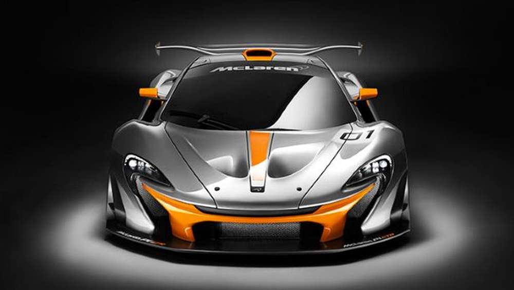Опубликовано первое официально изображение трекового гиперкара McLaren P1 GTR