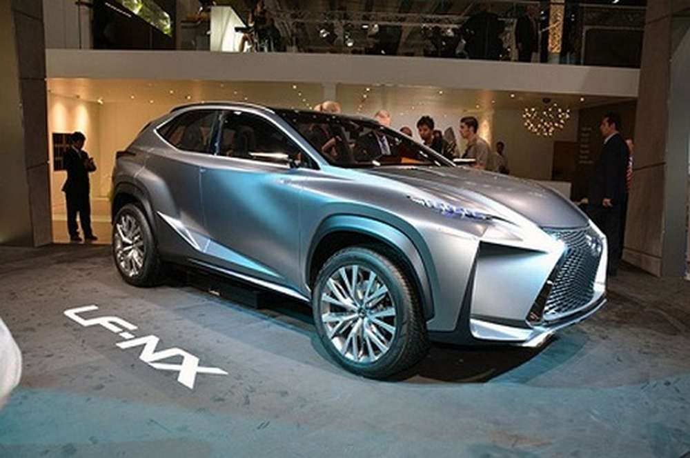В Японии стартовало производство кроссовера Lexus NX