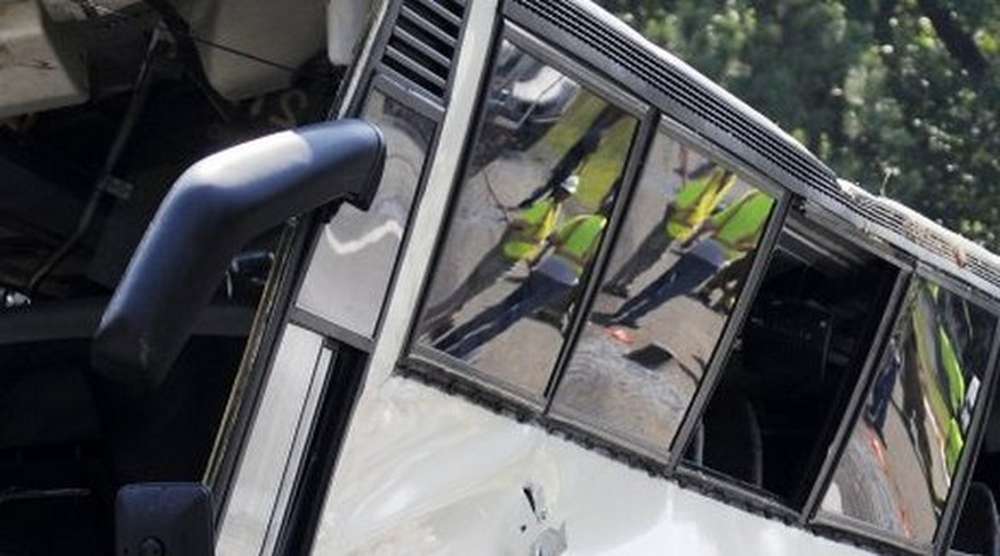 В ДТП с автобусом и грузовиком в Карагандинской области пострадали 4 человека