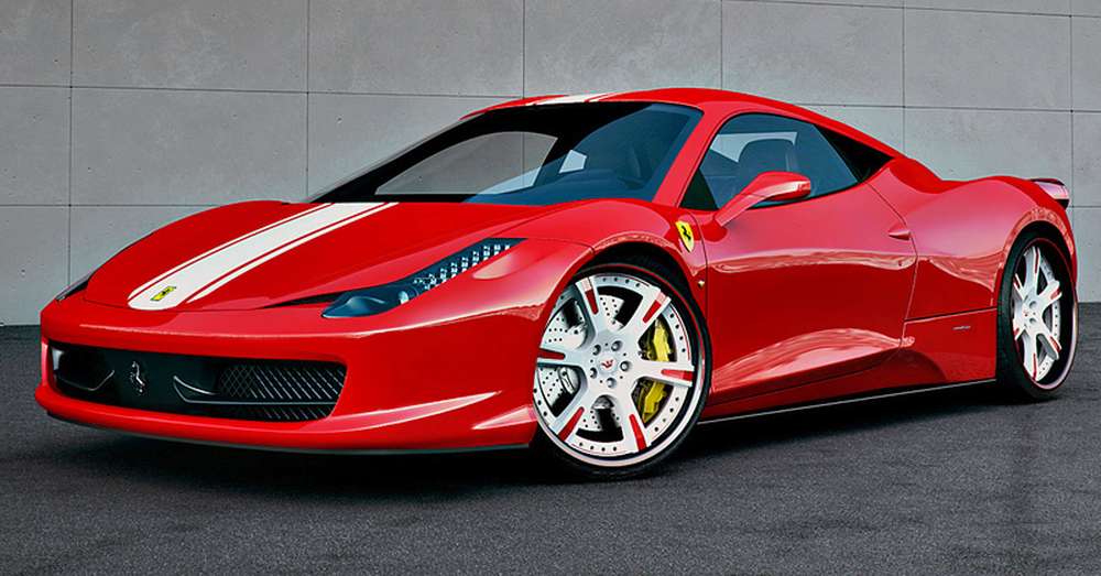 Парень разбил свою Ferrari 458 Italia после ссоры с девушкой