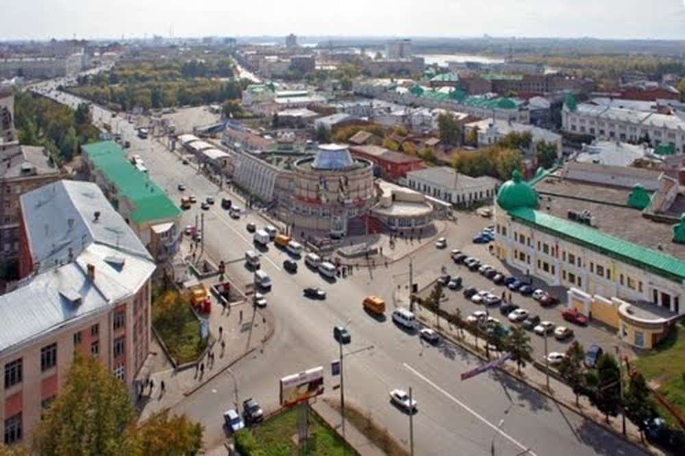 С улиц Омска за 7 месяцев этого года эвакуировали более 1400 автомобилей