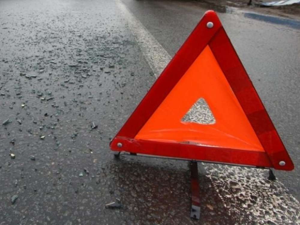 В Алматы водитель грузовика насмерть сбил мужчину и скрылся