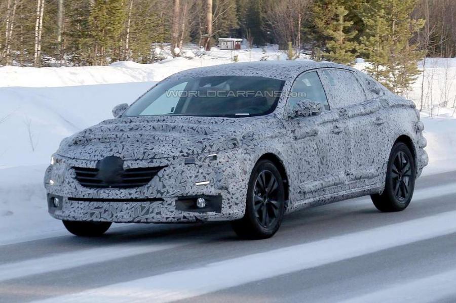 Определены сроки премьеры преемника седана Renault Laguna