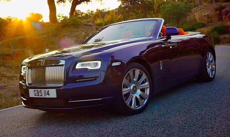 Rolls-Royce доставит три кабриолета Dawn одному клиенту