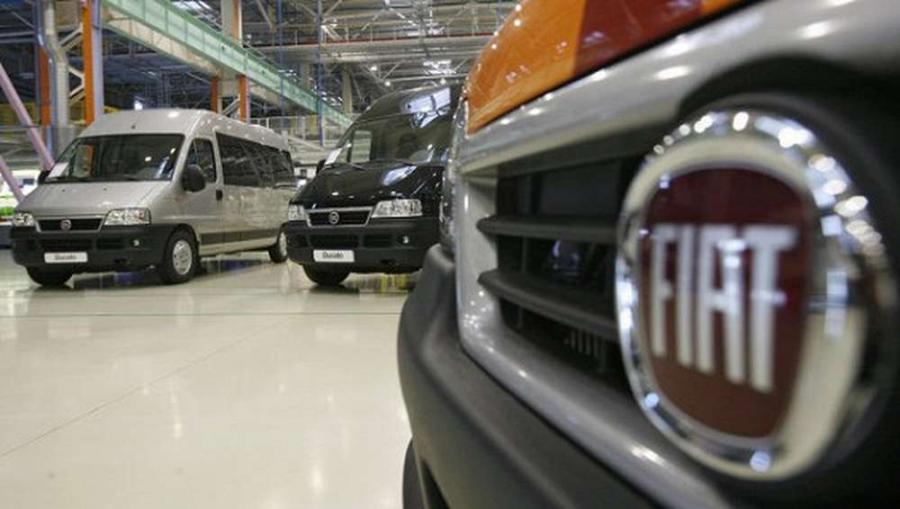 В Fiat Chrysler заявили об отзыве почти 2 млн машин по всему миру