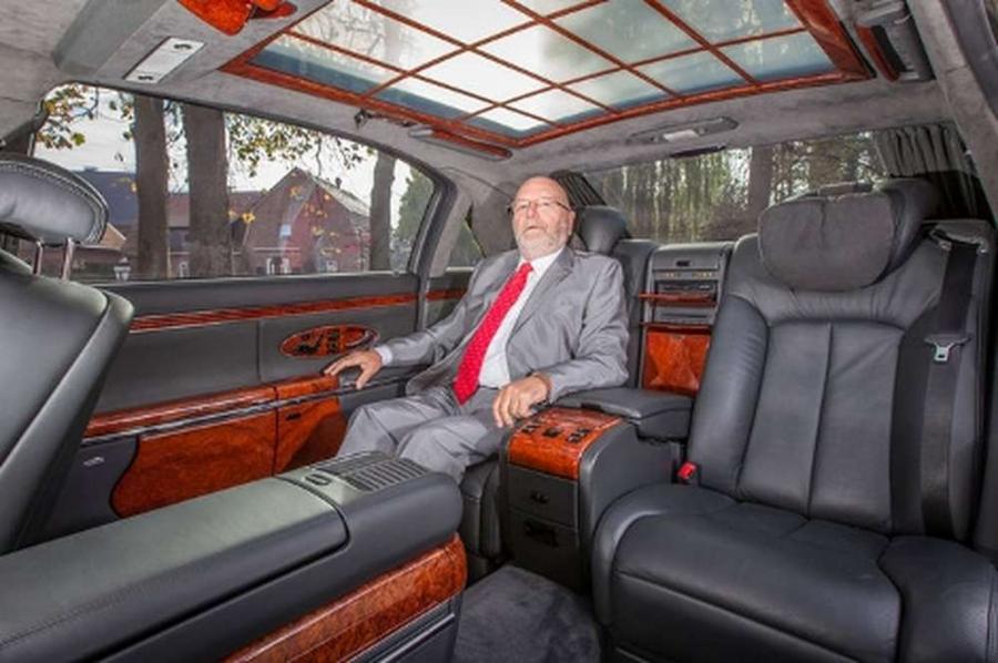 Бизнесмен проехал на Maybach миллион километров