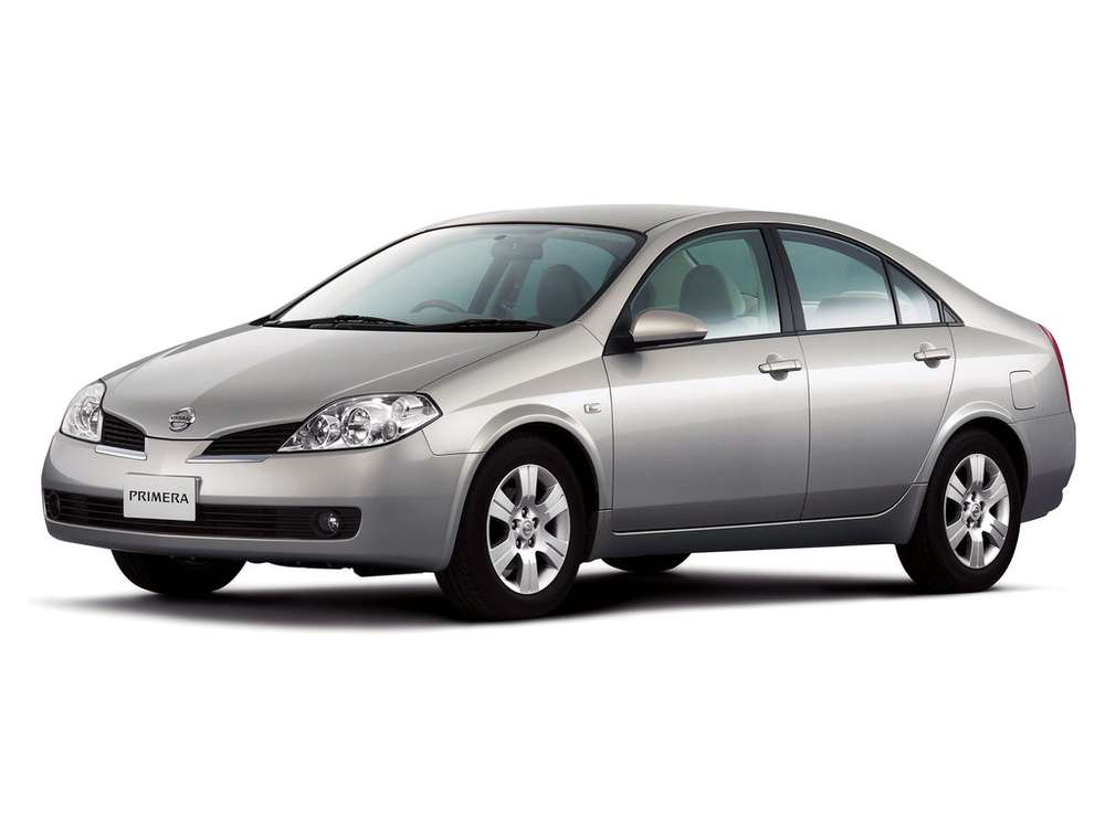 В Актау столкнулись автомобили Nissan Primera и Toyota Camry