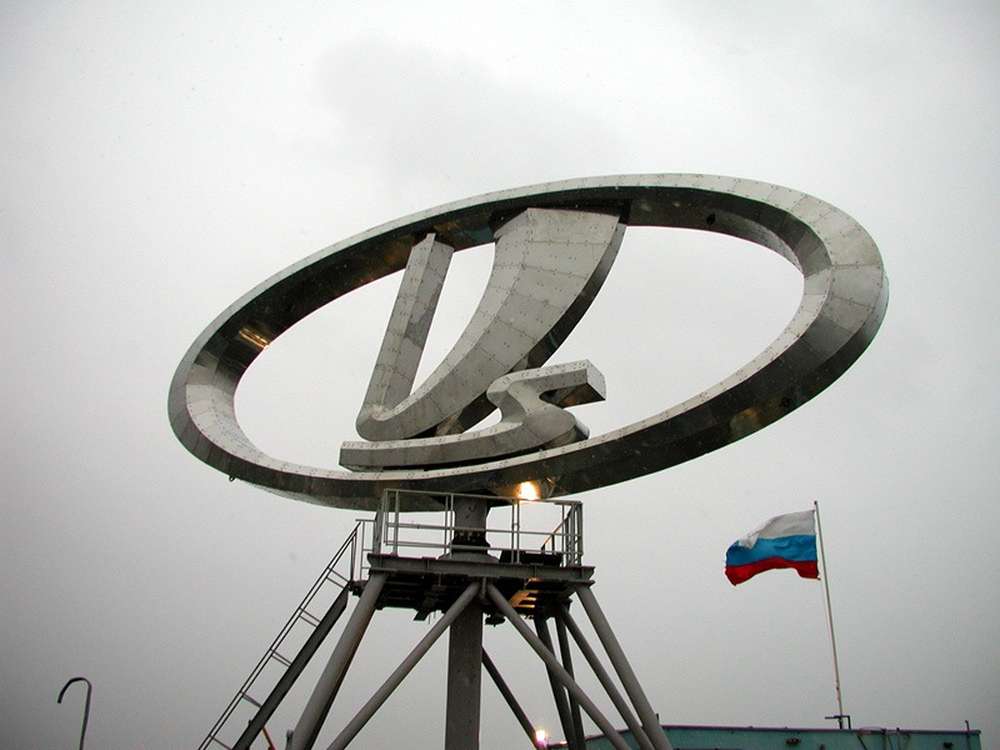 АвтоВАЗ хочет уволить 45% персонала