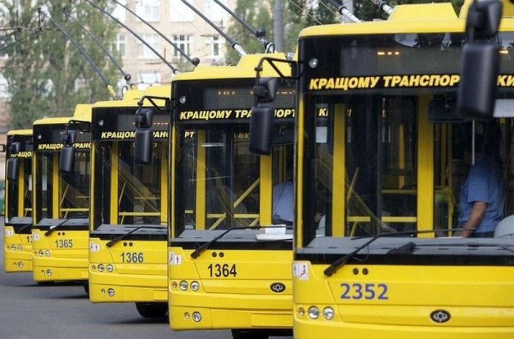 В центре Киева появились новые остановки общественного транспорта