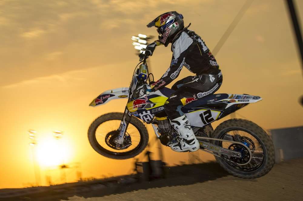 Начало чемпионата MXGP в Катаре