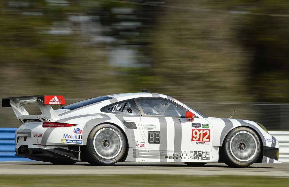 Porsche расширит программу в USCC на этапе в Остине