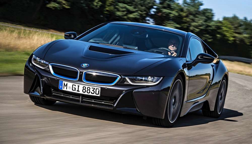 Очереди на BMW i8 растянулись на полтора года