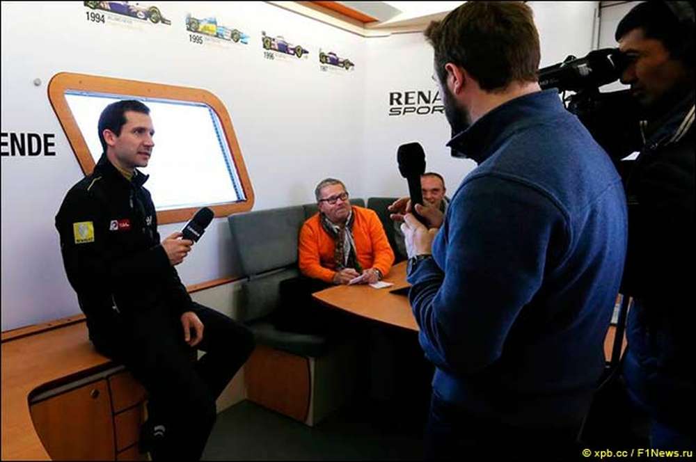 В Renault надеются на победы в конце сезона